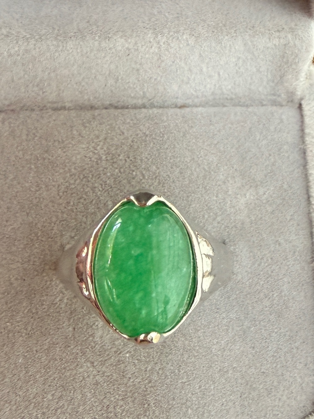 Green Jade Stone Sterling Silver 925 Ring Men or Women’s sz9